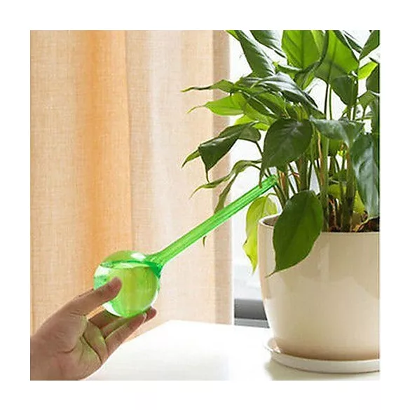 Bilă automată pentru udarea florilor