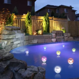 Lumină solară plutitoare pentru piscină