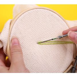 Ace de Brodat, Ac de Cusut, Punch Needle