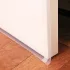 Bandă izolatoare pentru uși și ferestre