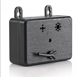 Dispozitiv anti-lătrat pentru câini