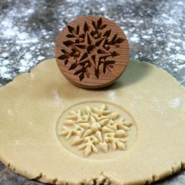 Matriță pentru biscuiți din lemn
