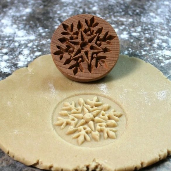 Matriță pentru biscuiți din lemn