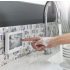InnovaGoods Cashower Suport de perete rezistent la apă pentru smartphone