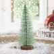 Family Mini brad artificial decorativ - 30 cm - cu zăpadă, verde