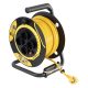 STANLEY SXECCL26BVE tambur interior, 25 m, ghidaj de cablu integrat, picior și mâner metalic robust, cablu H05VV-F 3G1,5 mm2, max. 30