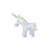 Unicorn uriaș gonflabil care pulverizează apă