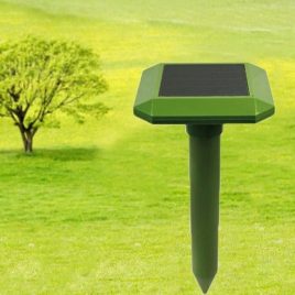   Dispozitiv solar pentru alungarea cârtițelor și rozătoarelor