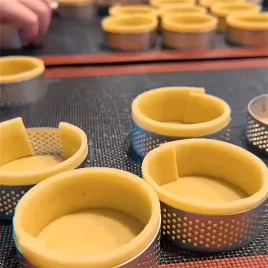   Formă rotundă din oțel inoxidabil pentru tarte, formă perforată pentru aluat franțuzesc