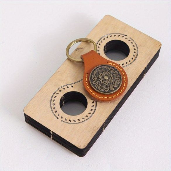 Set de ștampile și perforator din piele lucrate manual