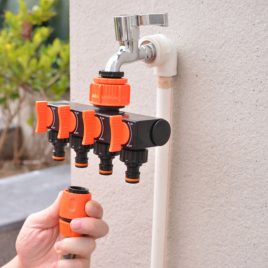 Distribuitor de furtun pentru grădină cu 4 căi