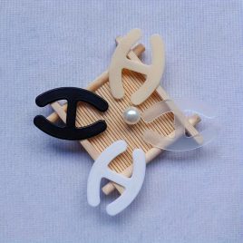 4 cleme invizibile pentru bretele de sutien