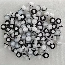 50 de cleme pentru panouri de uși auto cu inel de etanșare