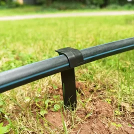   25 suporturi din plastic PE durabil - pentru țevi de irigare prin picurare de 1/2
