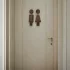 Placă Baie Nordică din Lemn, 16.0cm pentru Ușa WC Bărbați și Femei, Autocolantă Ușor de Instalare, Decorațiune WC Stil Japonez pentru Acasă și Birou Culoare Naturală - Lemn Masiv