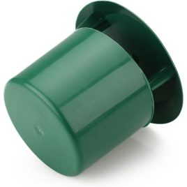 2 capcane pentru melci și limacși de grădină