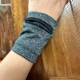   Stilizat Suport Unisex pentru Încheietură cu Compartiment de Depozitare, Perfect pentru Sală, Alergare, Ciclism