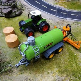 Remorcă cu Rezervor Pulverizator pentru Jucărie Tractor