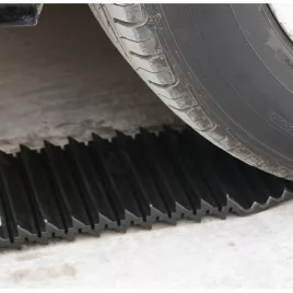 Grilaj auto de salvare